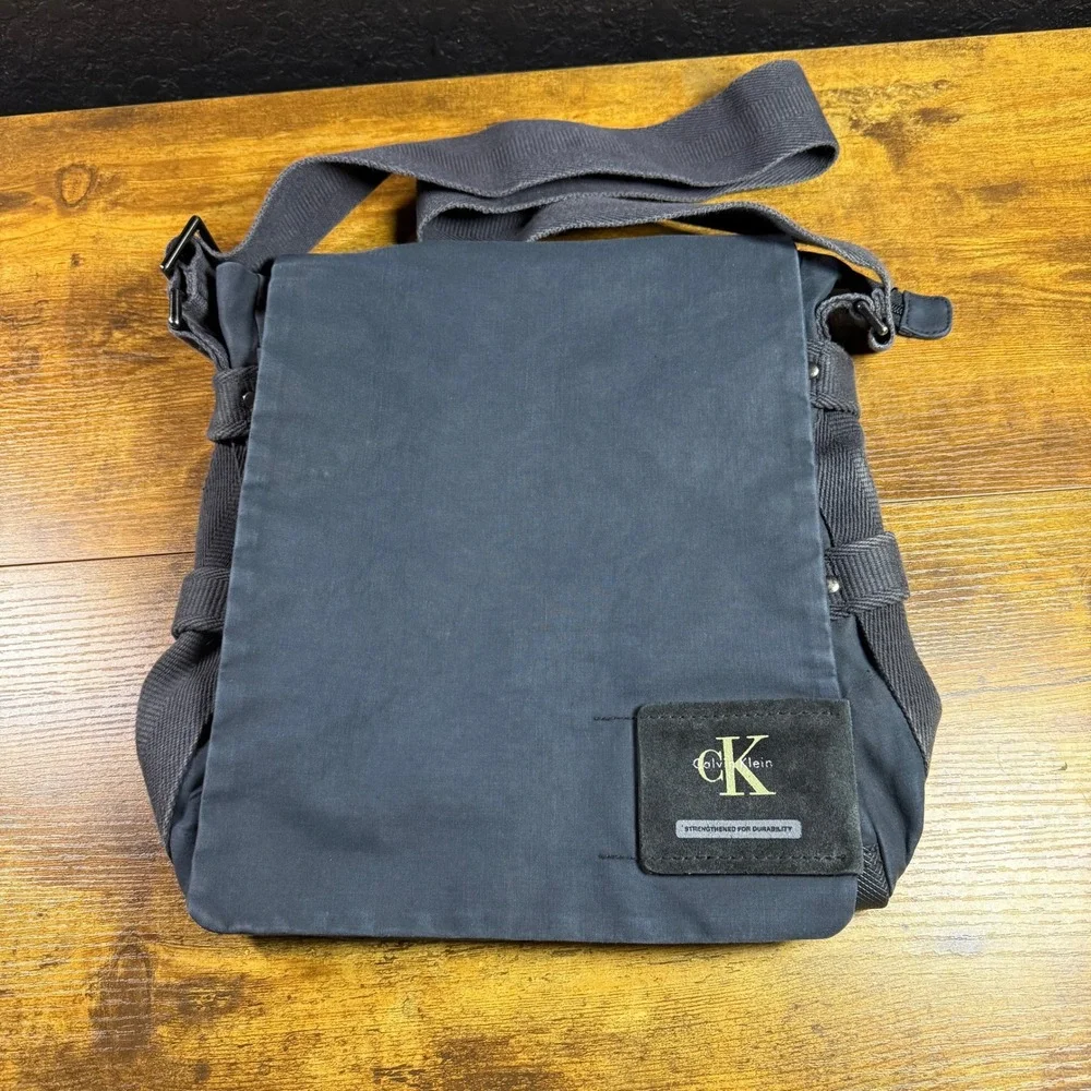 Calvin Klein Canvas Messenger Bag Charcoal Grey Mens OS